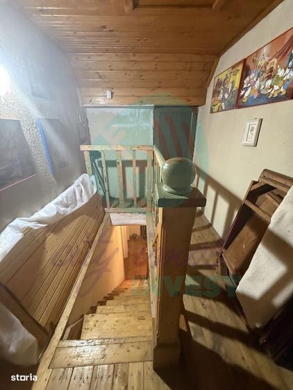 Casă cu 4 camere în Moara Domnească