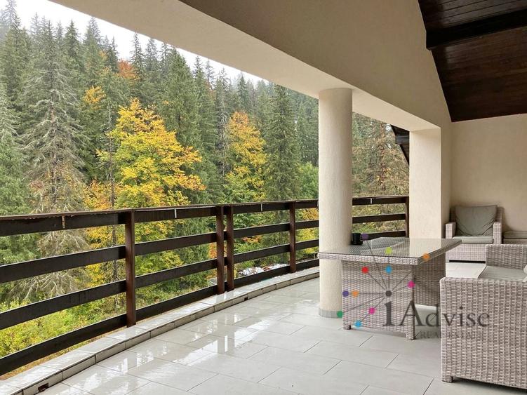 Apartament cu 3 camere decomandat în Poiana Brașov