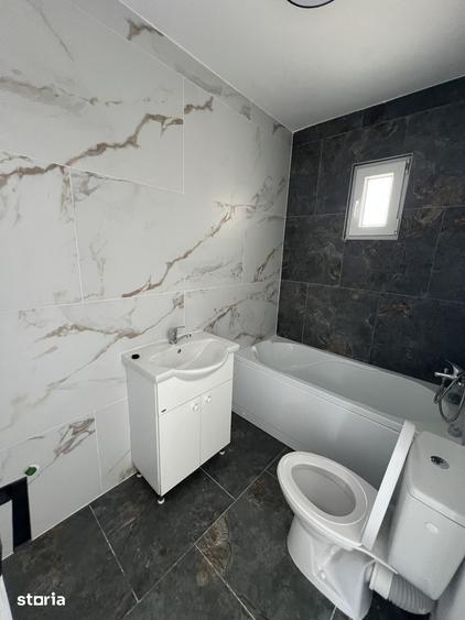 Casă cu 3 camere cu Teren 220 Mp în Central