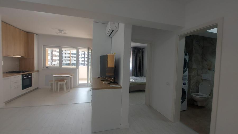 Apartament cu 2 camere decomandat în Apărătorii Patriei