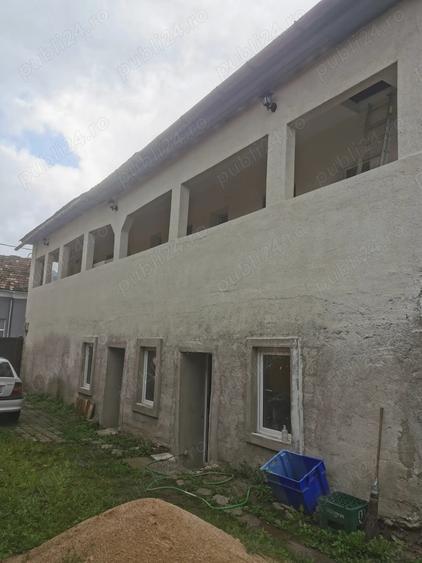 Casă cu 6 camere în Aghireșu