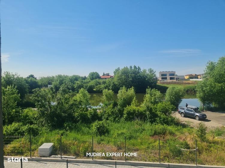 Casă cu 4 camere în Ostratu