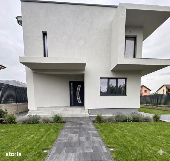 Casă cu 4 camere cu Teren 560 Mp în Hărman