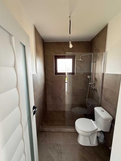 Casă cu 4 camere cu Teren 137 Mp în Sânpetru