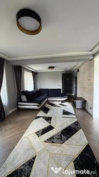 Casă cu 4 camere cu Teren 800 Mp în Central