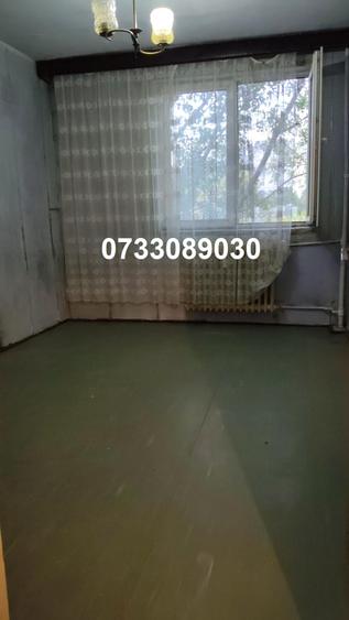 Apartament cu 3 camere semidecomandat în Drumul Taberei