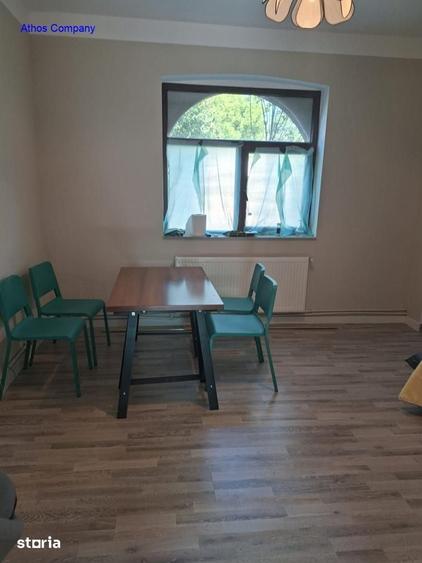 Casă cu 3 camere cu Teren 150 Mp în Regie