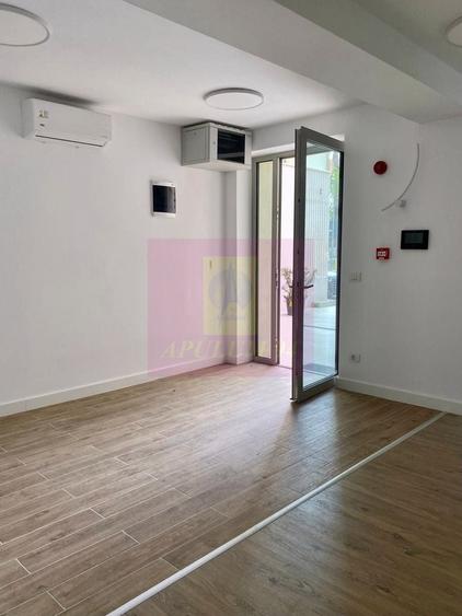 Apartament cu 2 camere decomandat în Armeneasca
