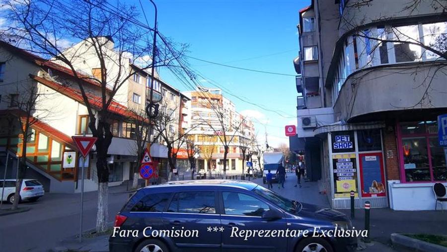 Spațiu comercial, de 92 mp, în Central