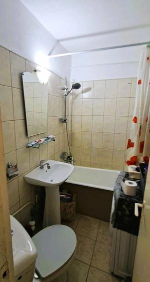 Garsonieră decomandată în Metalurgie
