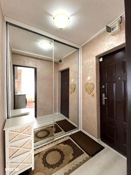 Apartament cu 2 camere decomandat în Micro 17