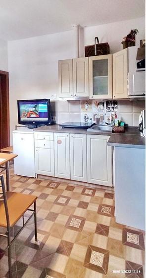 Apartament cu 2 camere decomandat, mobilat în Centrul Civic