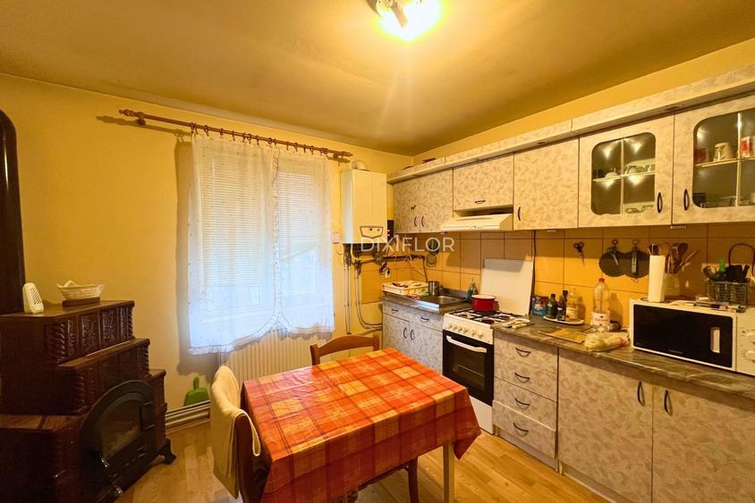 Casă individuală cu 3 camere cu Canalizare în Habic
