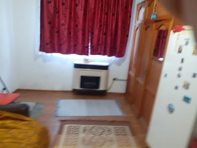 Garsonieră decomandată în Poșta