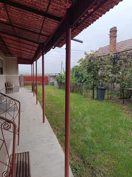 Casă cu 3 camere în Cipău