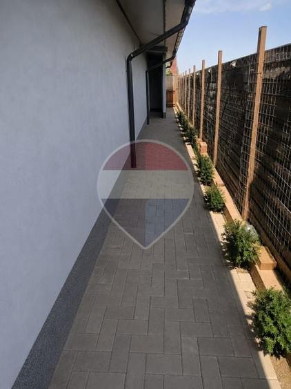 Casă individuală cu 3 camere cu Teren 469 Mp în Bălăceanca