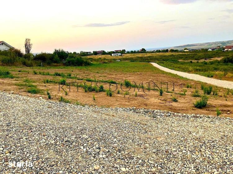 Teren de 600 mp, în Oncea