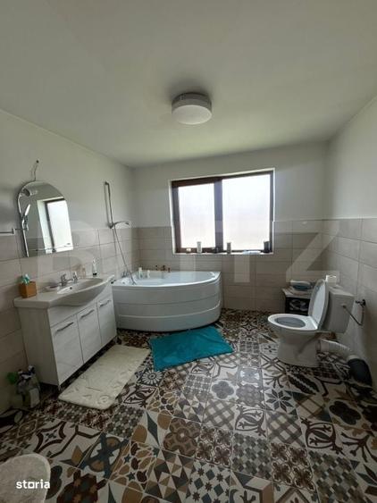 Casă cu 4 camere în Orheiu Bistriței