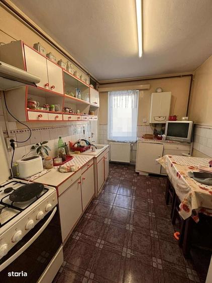 Apartament cu 3 camere decomandat în Tudor Vladimirescu