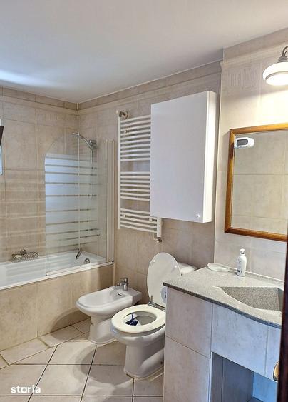 Apartament cu 3 camere decomandat în Târgu Cucu