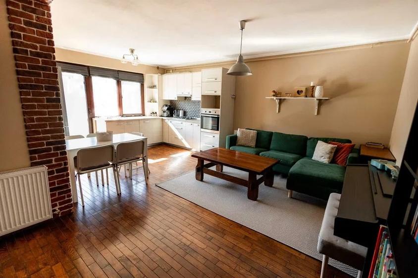 Apartament cu 2 camere semidecomandat, mobilat în Florești — fotografia 1