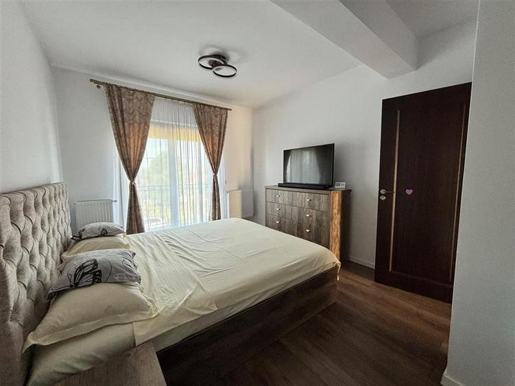 Casă individuală cu 3 camere cu Teren 250 Mp în Miroslava