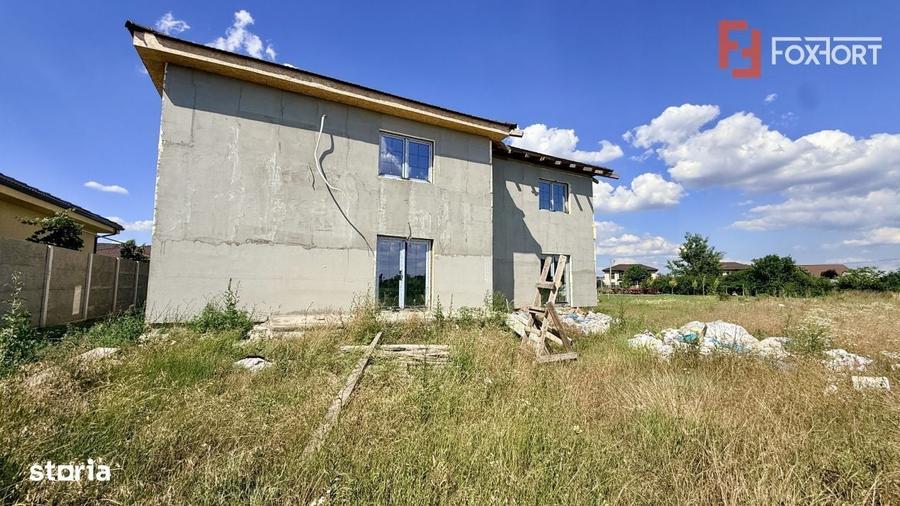 Casă cu 3 camere în Moșnița Veche