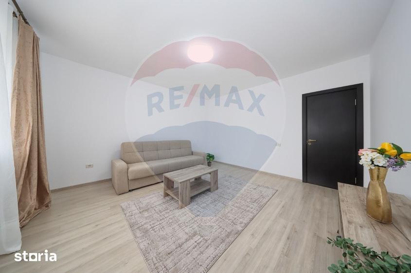 Apartament cu 2 camere decomandat în Sânpetru