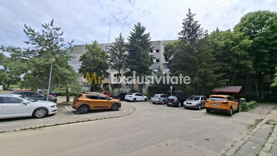 Apartament cu 4 camere decomandat în Nord