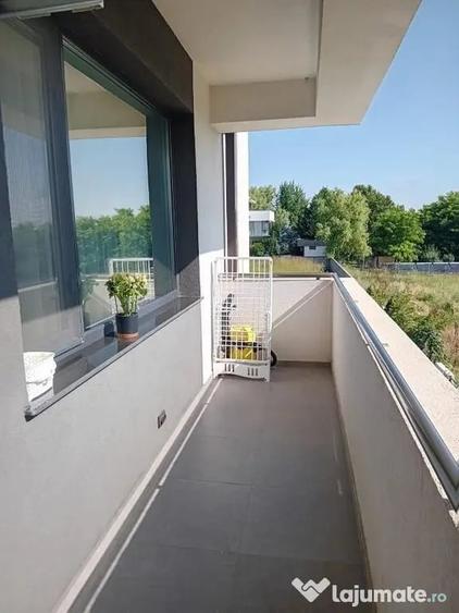Apartament cu 2 camere semidecomandat în Costi