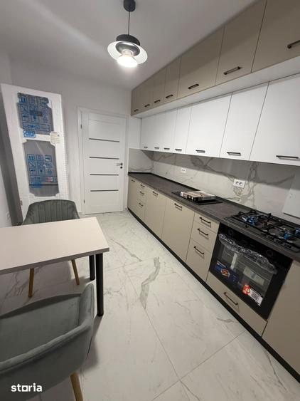 Apartament cu 2 camere decomandat în Galata