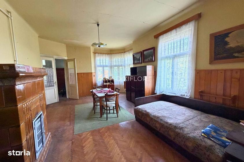 Casă cu 2 camere în Central