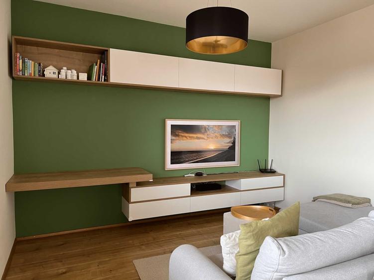 Apartament cu 3 camere decomandat în Baciu