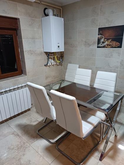 Vand Apartament cu 3 camere Alexandria - 2