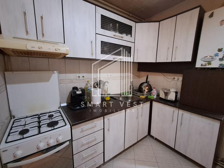 Apartament cu 2 camere semidecomandat, mobilat în Micro 14