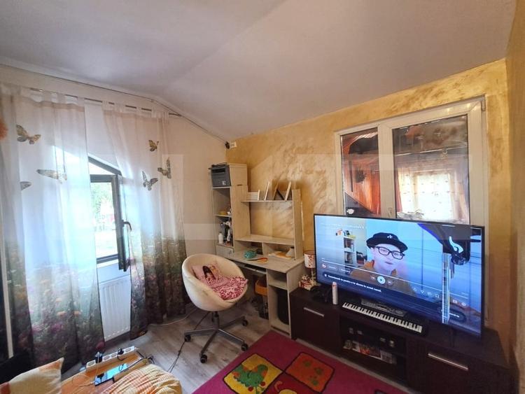 Duplex cu 3 camere cu Canalizare în Astra