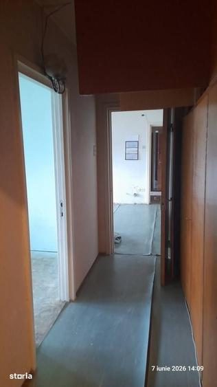 Apartament cu 4 camere în Militari