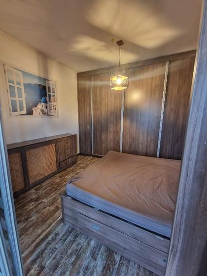 Apartament cu 2 camere semidecomandat, mobilat în Străulești