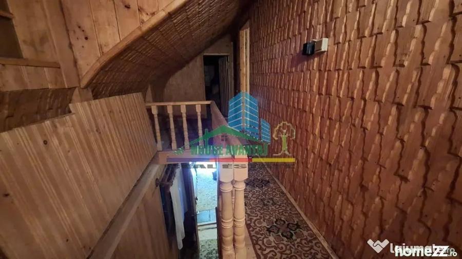 Casă cu 4 camere cu Teren 251 Mp în Lepșa