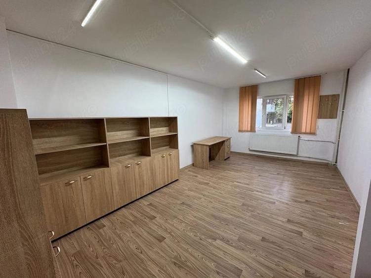 Spațiu comercial, de 21 mp, în Central