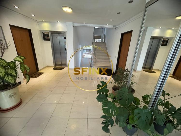 Apartament cu 4 camere decomandat, mobilat în Băneasa