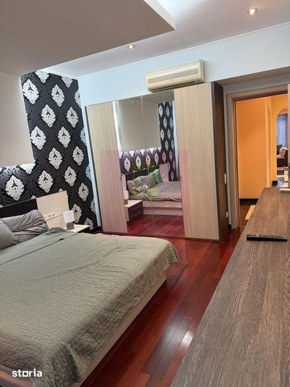 Apartament cu 3 camere în Tei