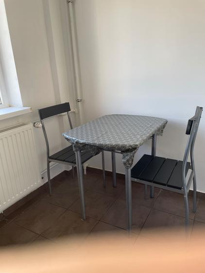 Garsonieră decomandată în Alexandru Obregia