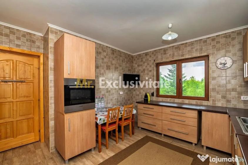 Casă cu 3 camere cu Teren 6290 Mp în Corbi