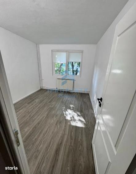 Inchiriere Apartament 4 camere in Aparatorii Patriei | Decomandat | Ne - 4