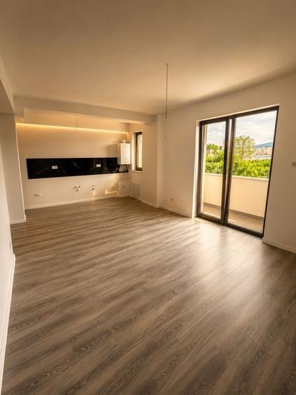 Apartament cu 2 camere decomandat în Parc Zăvoi