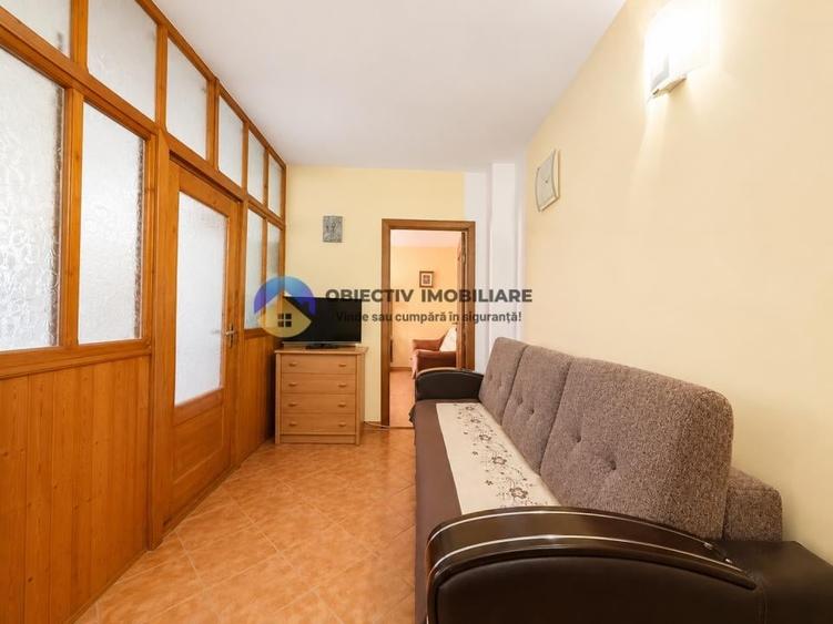 Apartament cu 2 camere decomandat în Central