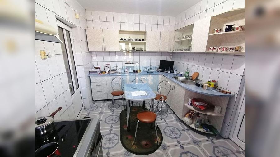 Casă cu 3 camere cu Teren 374 Mp în Exterior Sud