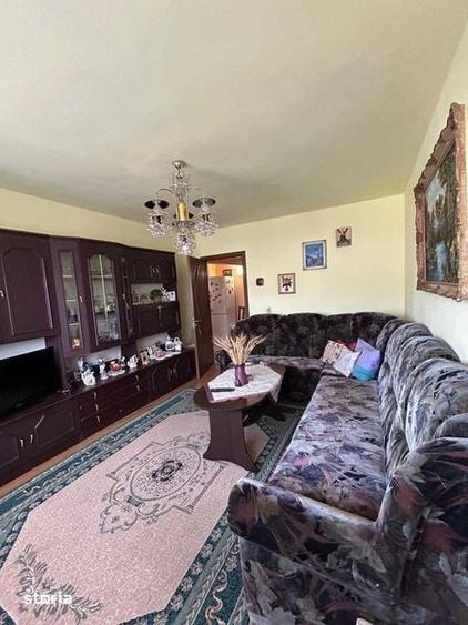 Vand apartament 2 camere, decomandat, zona Pietei - 3