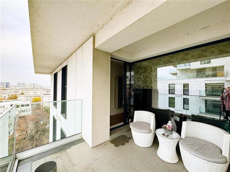 Apartament cu 2 camere semidecomandat, mobilat în Herăstrău